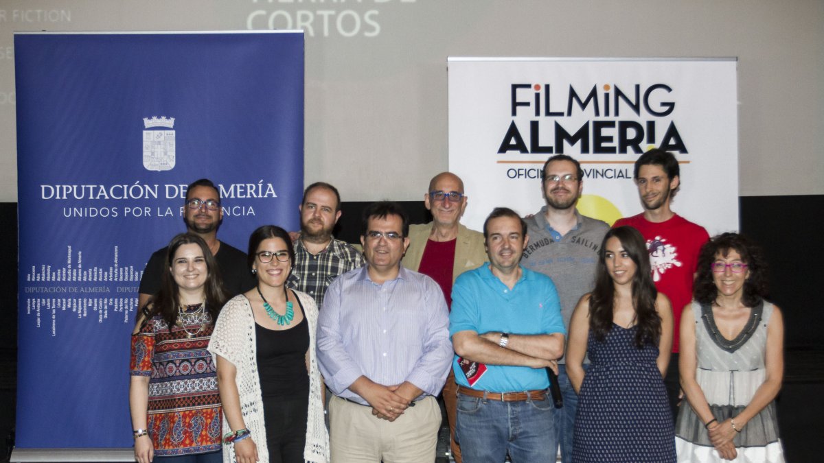 Cortometrajistas y responsables del festival, ayer.