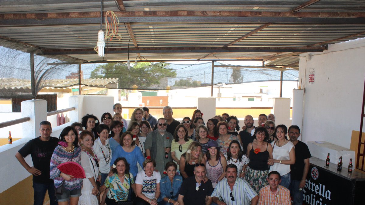 El homenajeado por su jubilación, Antonio Durán Valdés; con el director del IES Galileo, José Manuel Simón; la jefa de Estudios, Lola Andújar; y el r