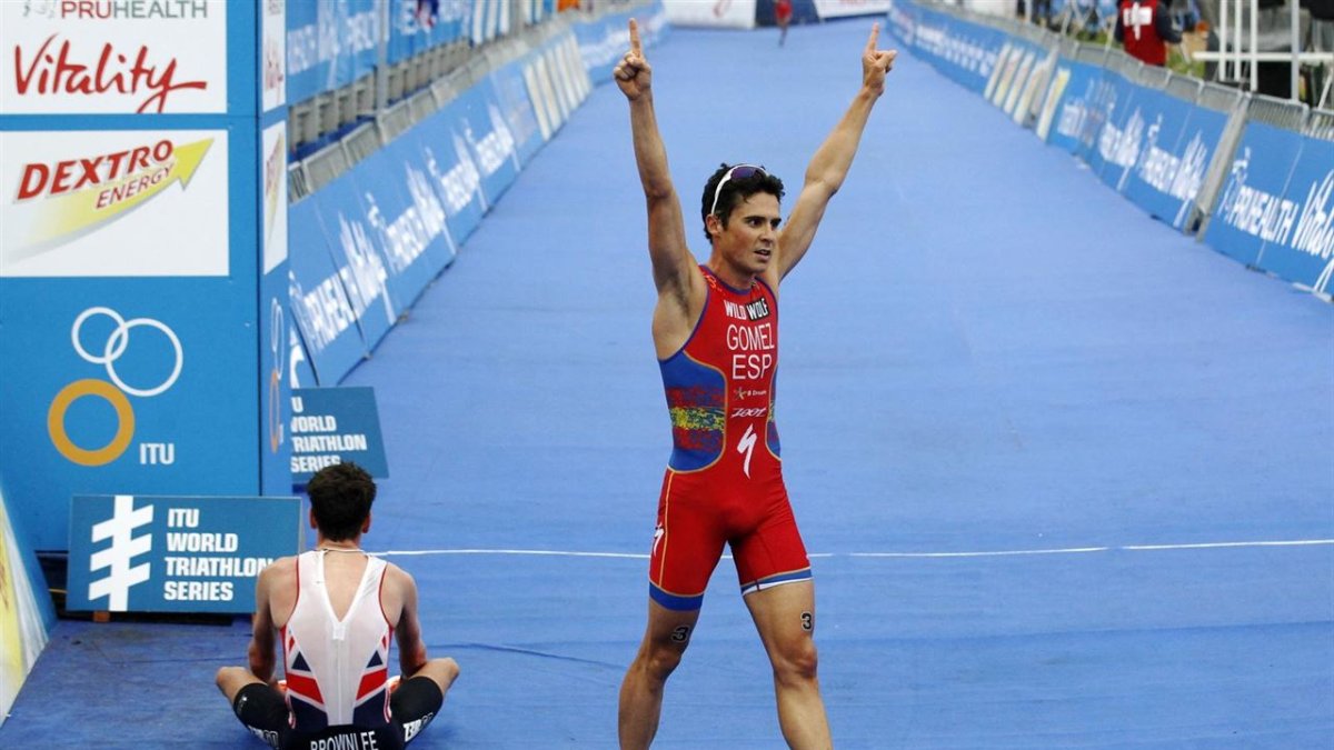 Gómez-Noya gana el Princesa de Asturias.