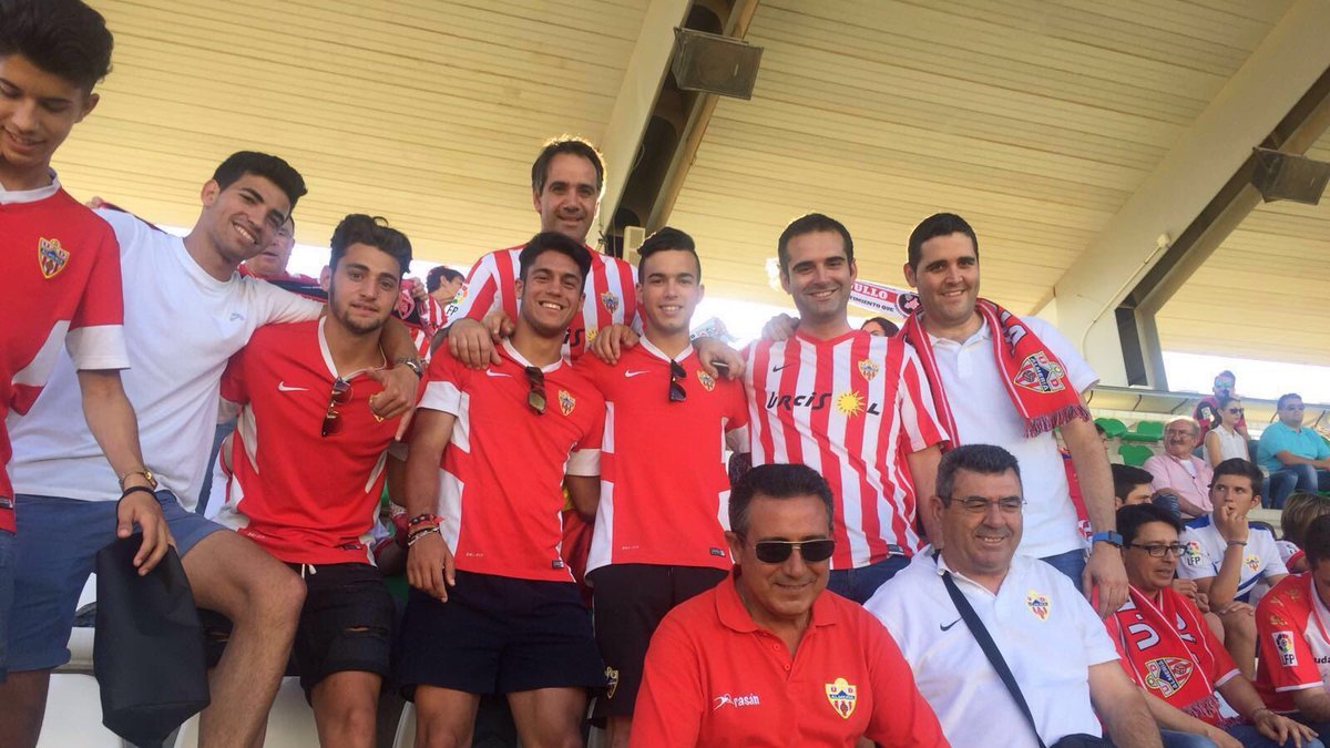 Hasta el alcalde de Almería pide a Soriano.