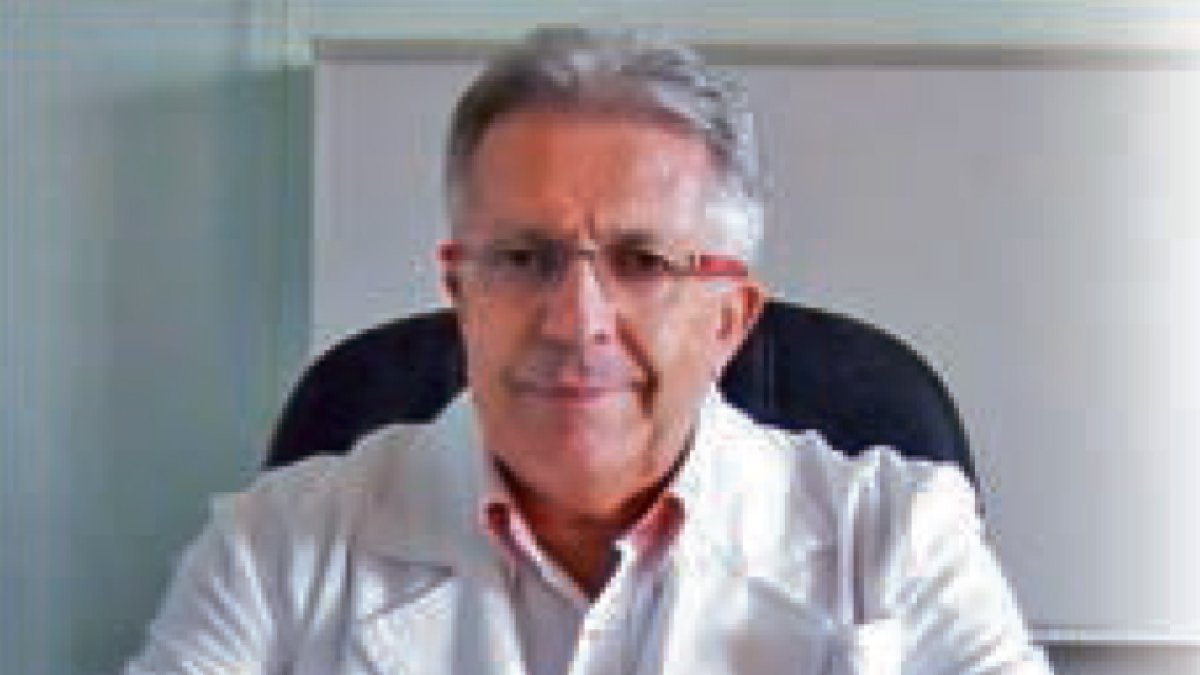 Dr. Manuel Lucas Mateu,  sexólogo del Hospital Mediterráneo.