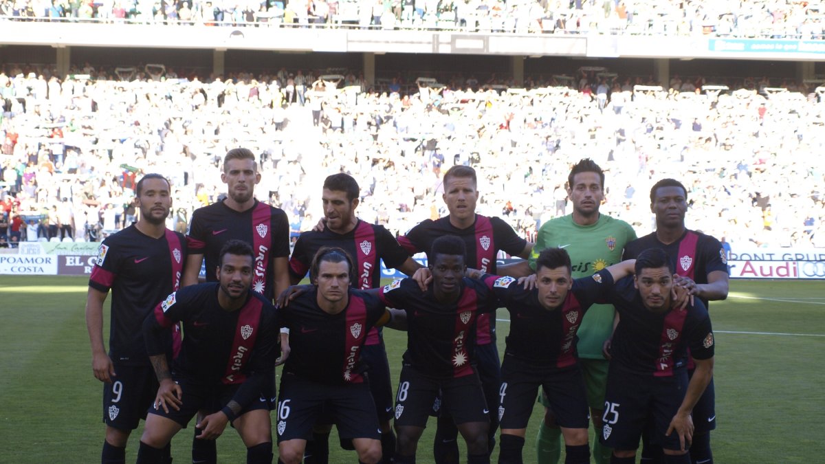 El último once de la temporada con Saveljich.