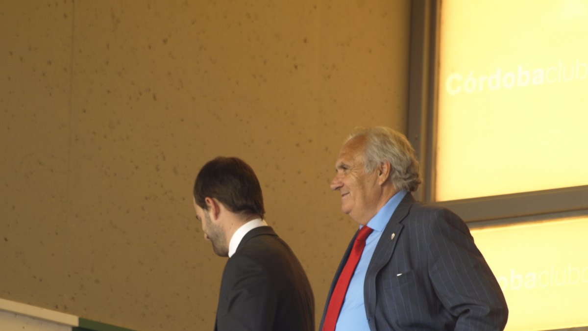 Alfonso García en el palco de El Arcángel.