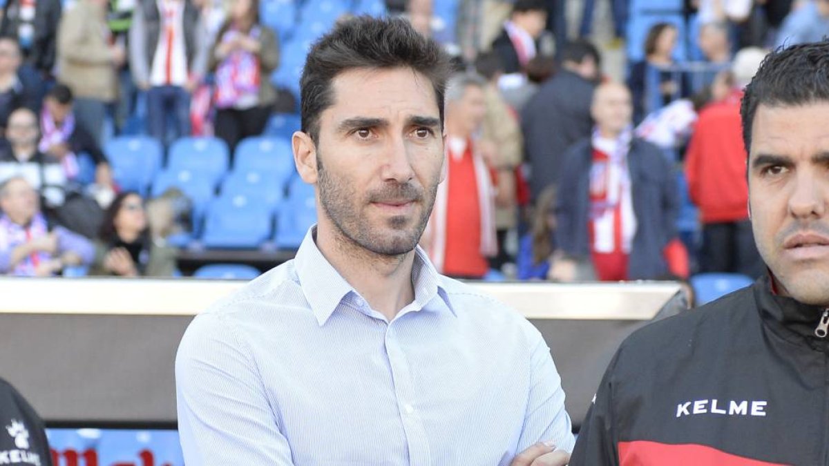 Cobeño pasa a la dirección deportiva en el Rayo Vallecano.