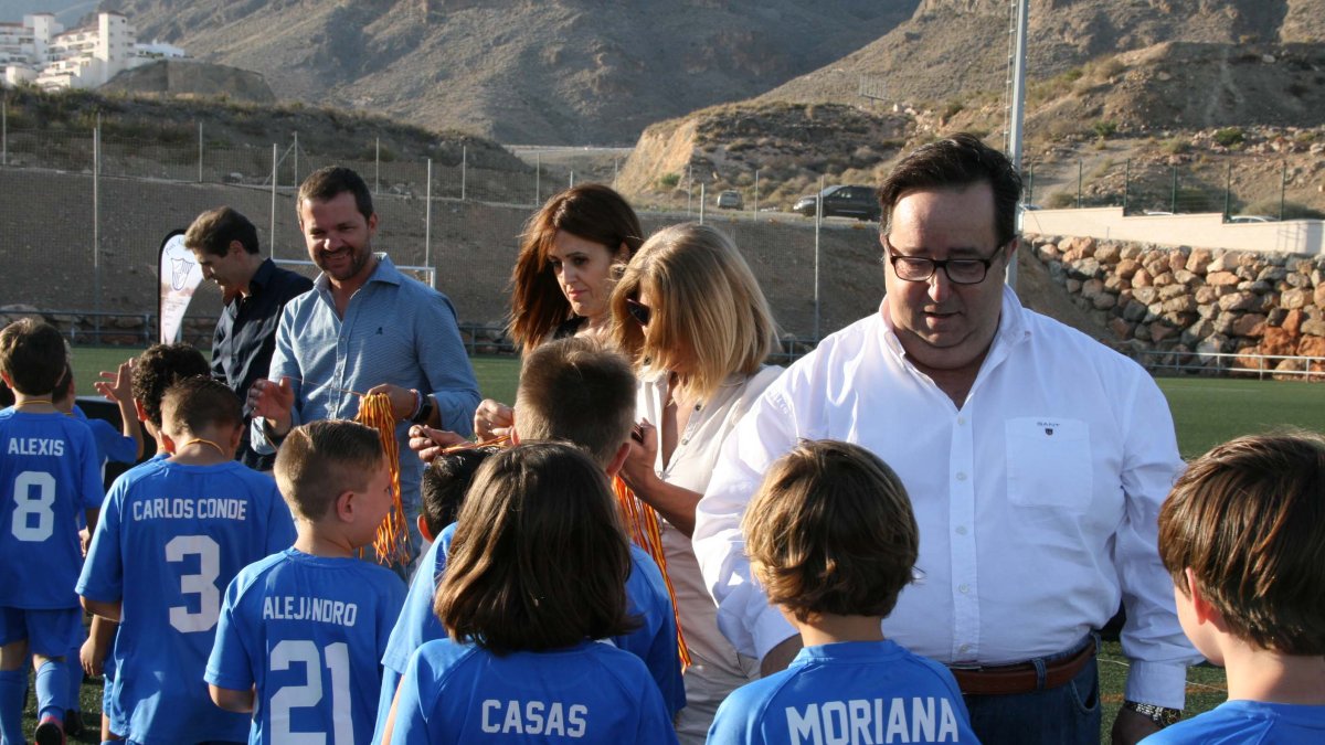 José Juan Rubí en la entrega de medallas.