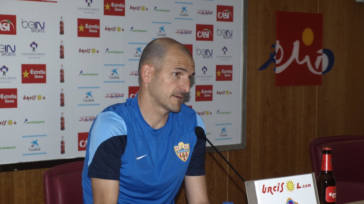 Fernando Soriano en rueda de prensa.