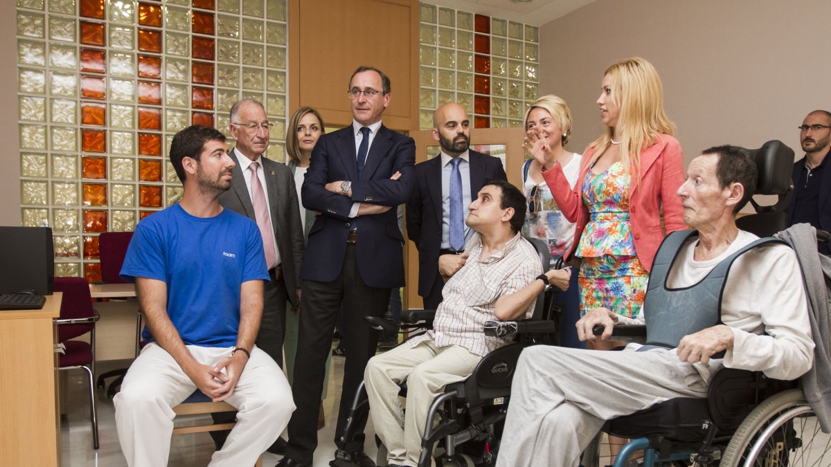 Visita a la residencia de la FAAM.