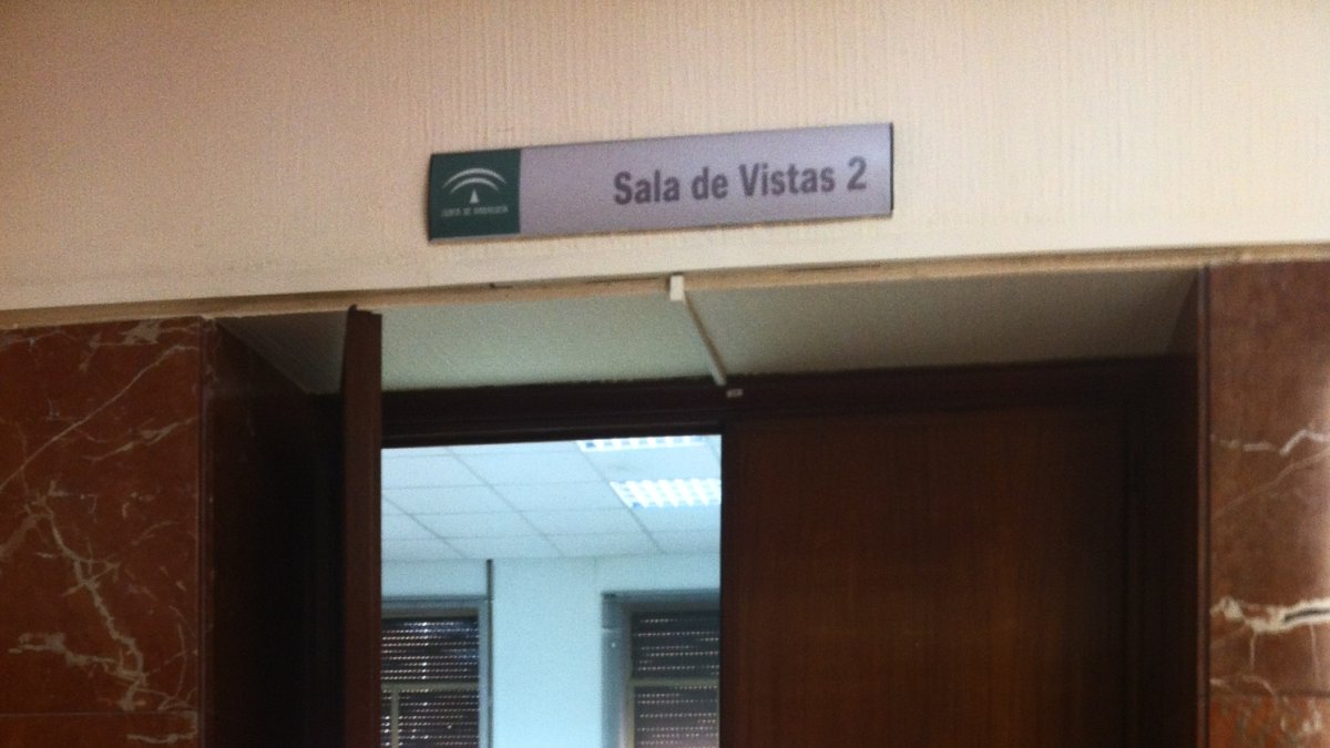 Una sala de vistas de la Audiencia Provincial de Almería.