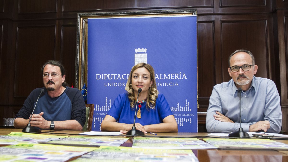 Presentación del Ecoencuentro, con Paco García, María López y Francisco García.