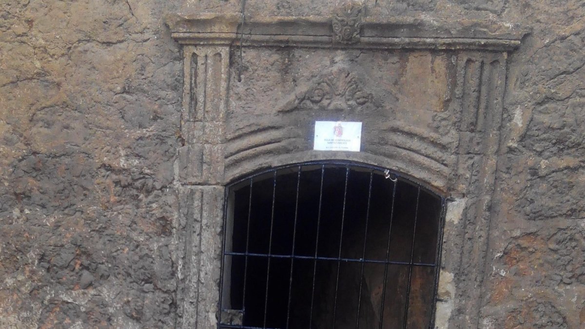 Aspecto que presenta la Fuente hace unos días.