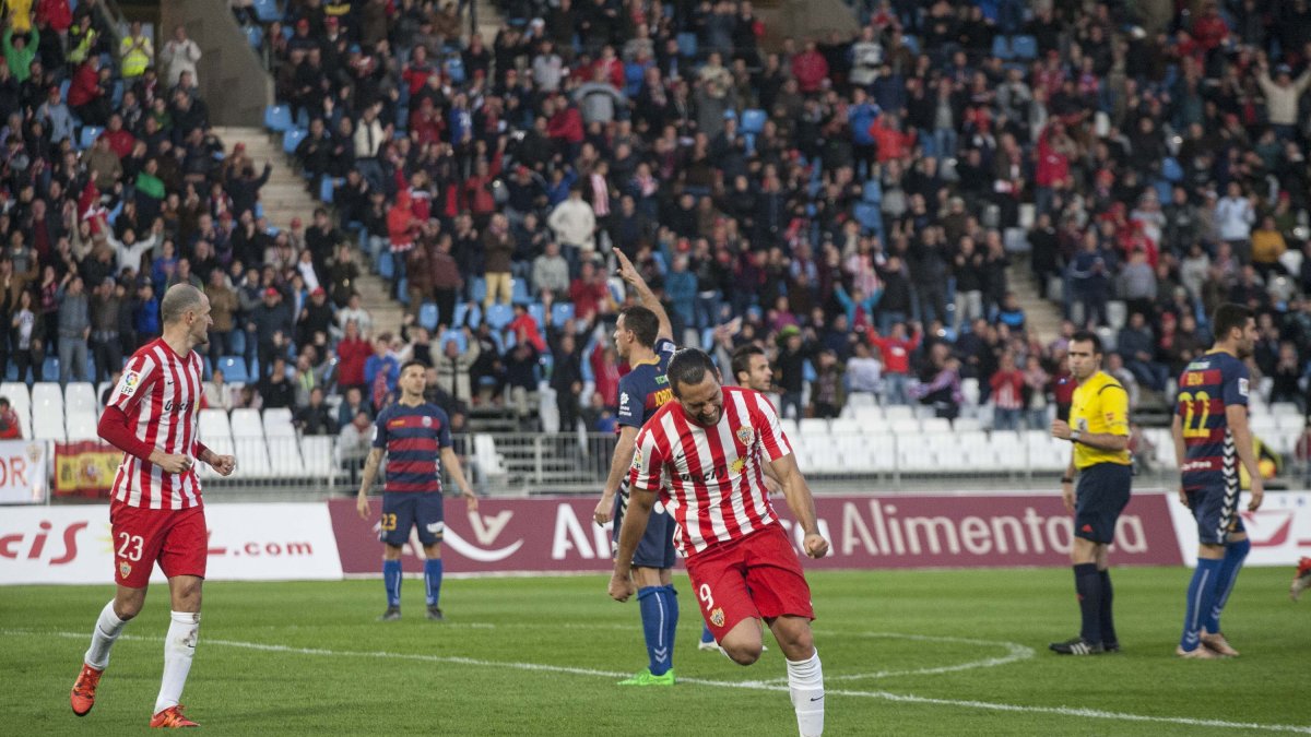 Quique, Pichichi del Almería.