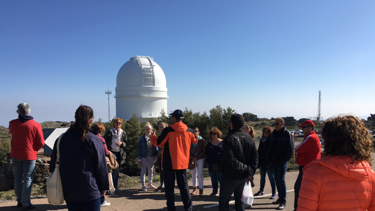 Visita guiada a las instalaciones de Calar Alto con motivo de las Jornadas de Astroturismo celebradas el pasado viernes y sábado en el observatorio y