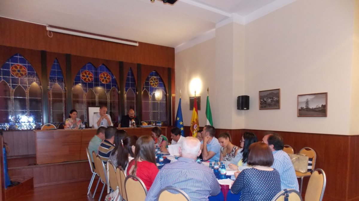 Sesión plenaria en Cuevas del Almanzora