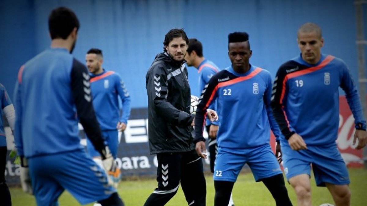Generelo en la sesión de entrenamiento.
