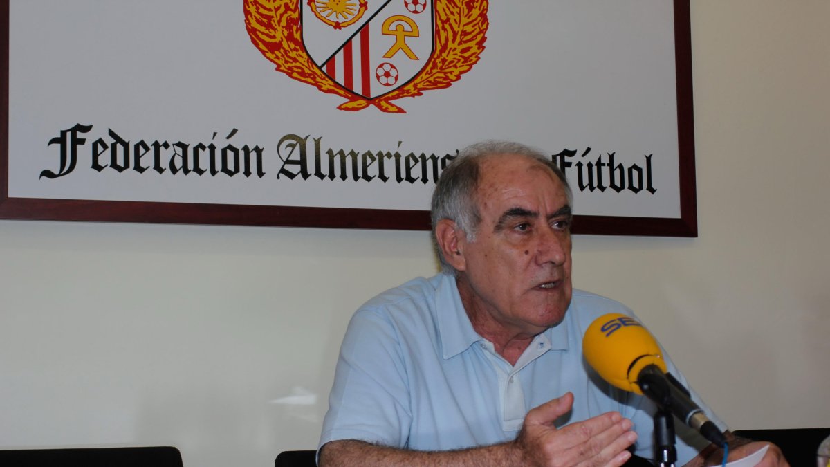 Martín Doblado, presidente del fútbol almeriense.