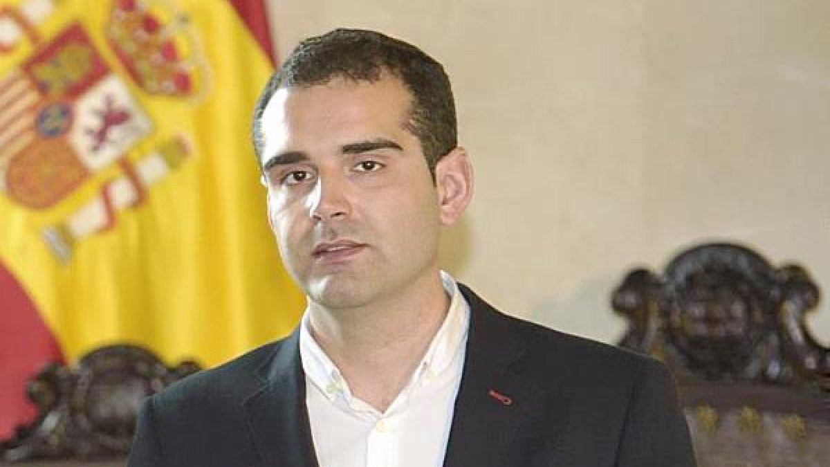Ramón Fernández-Pacheco.