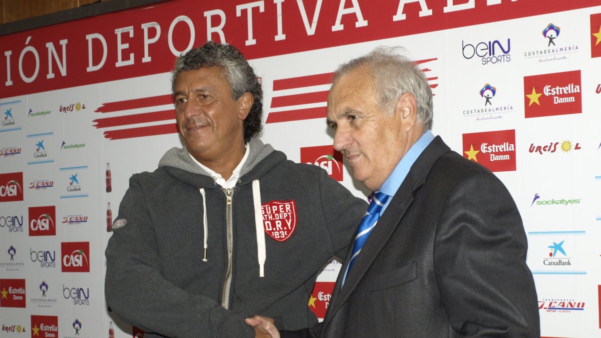 Pipo Goro habló de play off en su puesta de largo y estamos en Segunda B.