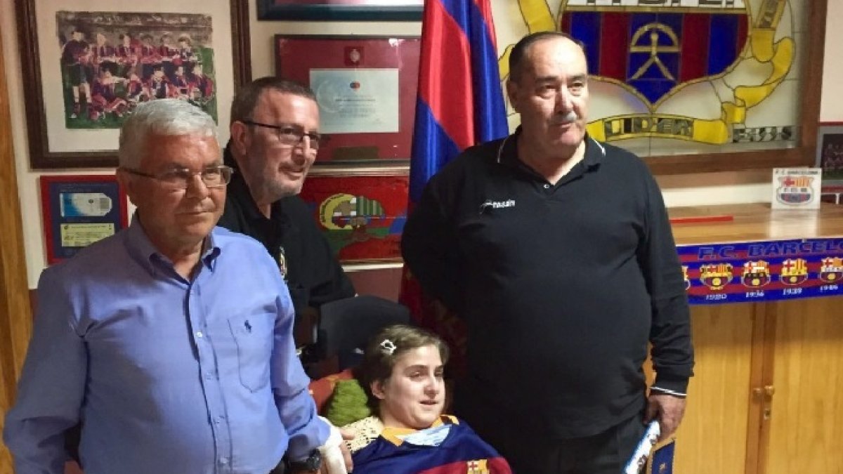 La pequeña y gran aficionada del Barça.
