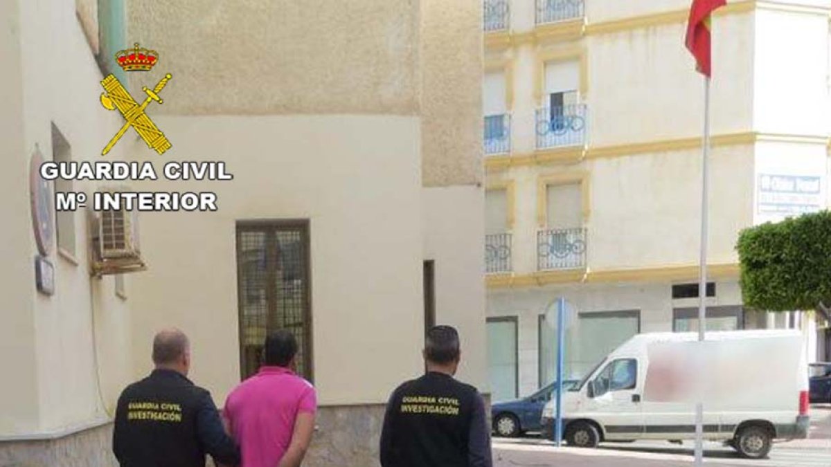 Detención realizada por la Guardia Civil.