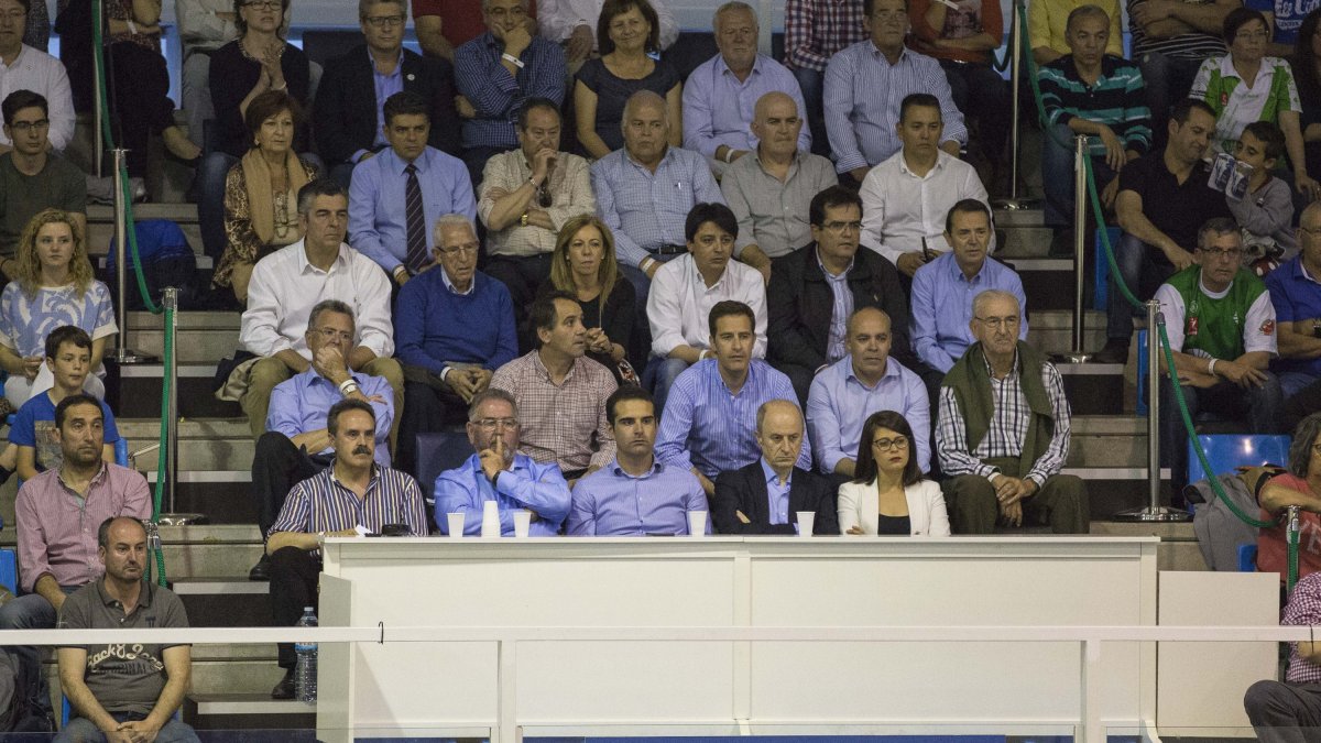 Máxima tensión en el palco.