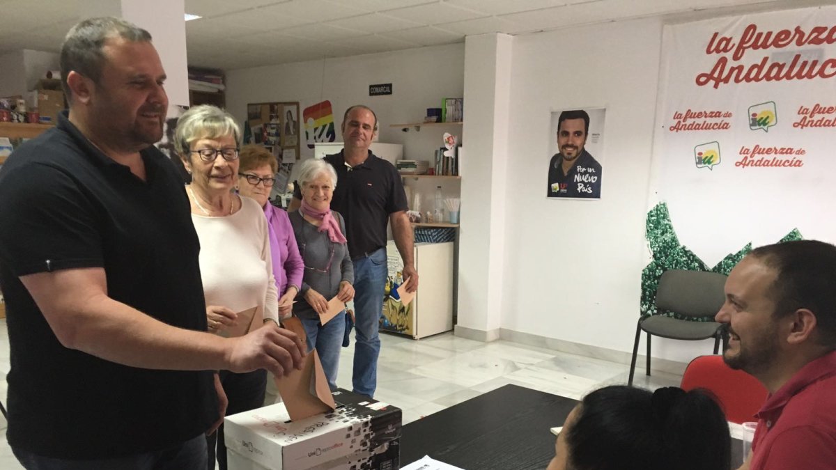 Votaciones de Izquierda Unida en Almería.
