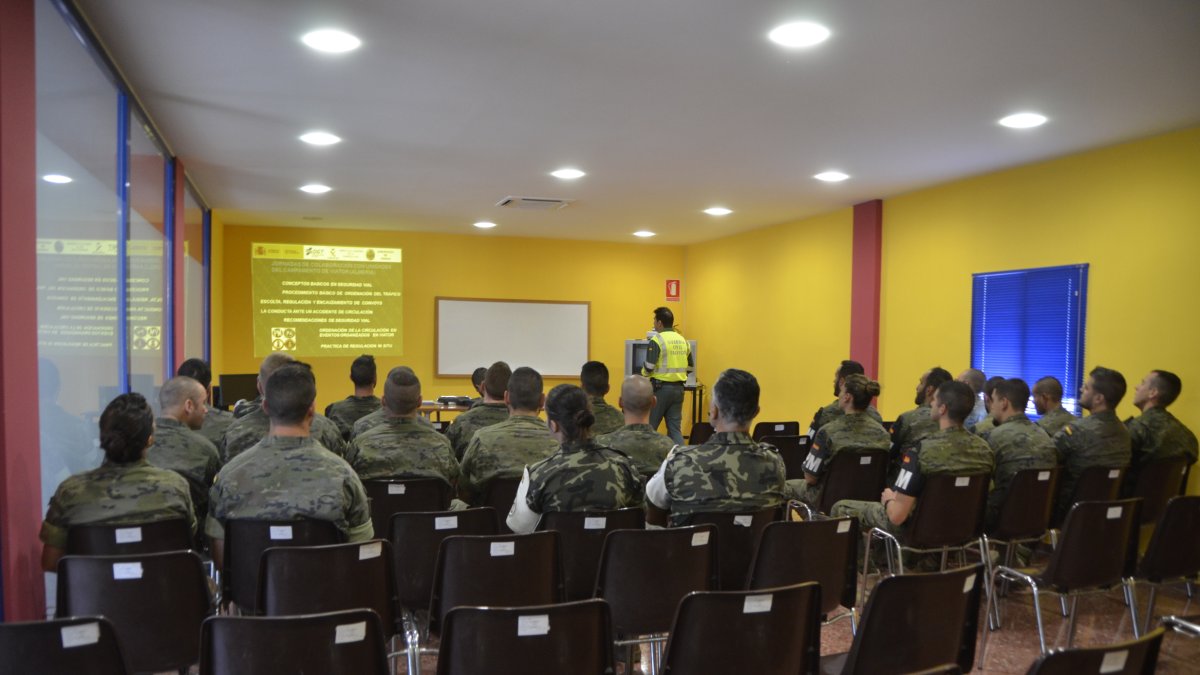 Jornada de la Guardia Civil para personal militar