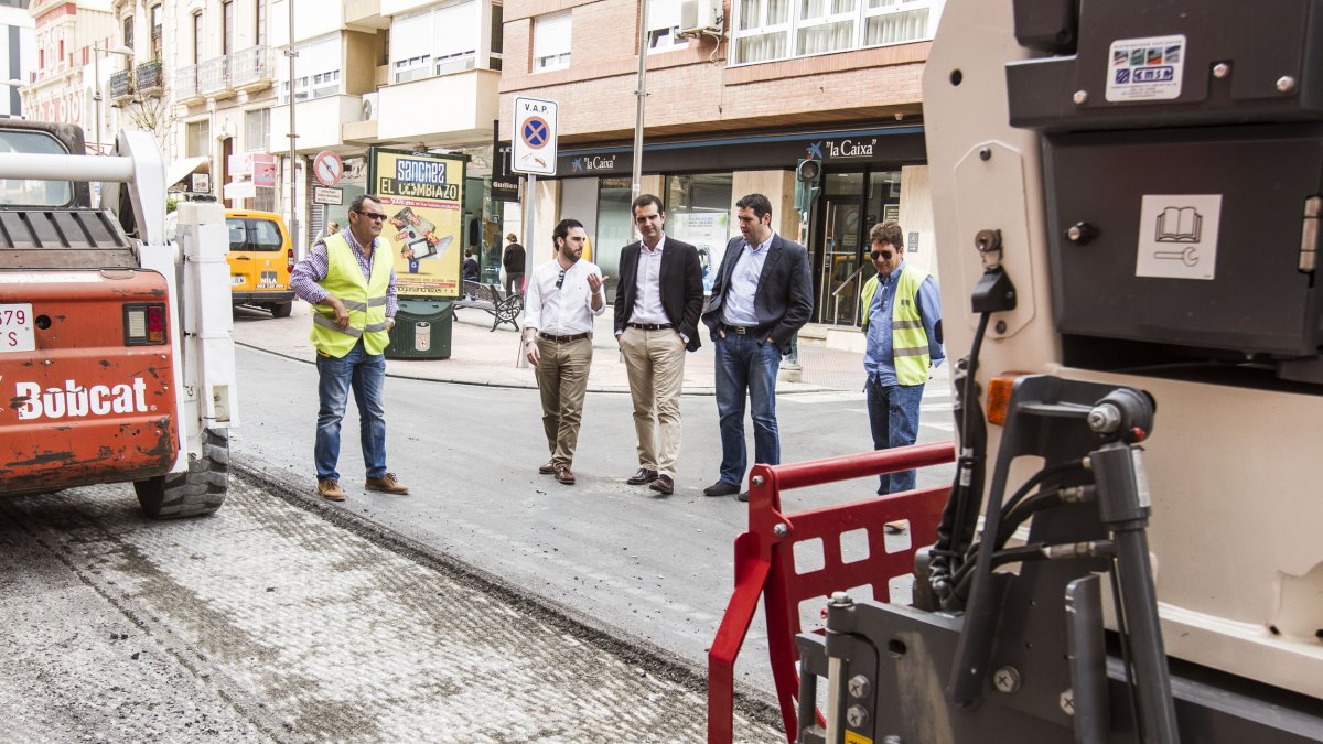 El alcalde ha visitado las obras de Obispo Orberá.
