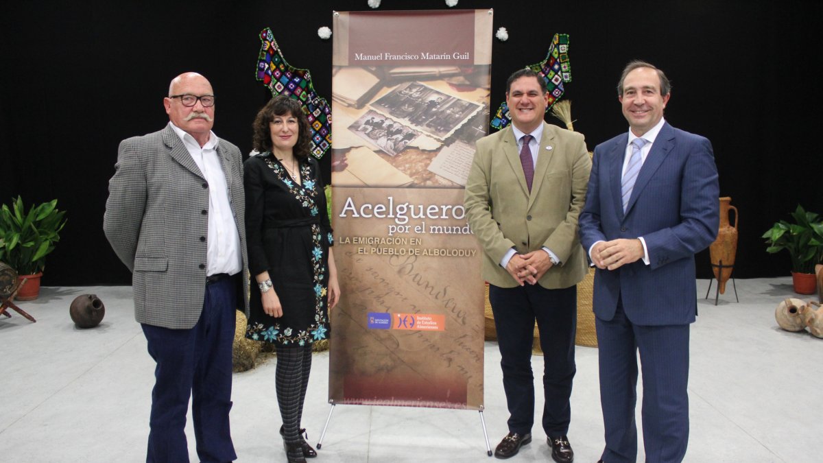 Presentación del libro del IEA este fin de semana en el Salón Social de Alboloduy.