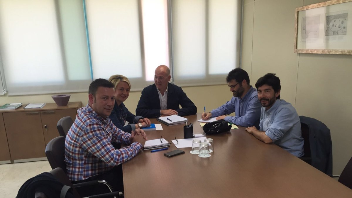 Reunión del Consorcio de Transportes y el Ayuntamiento de Roquetas de Mar.