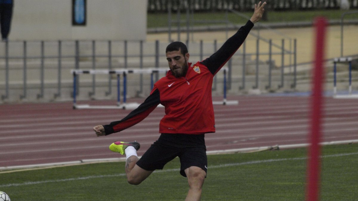 Fran Vélez jugará en Los Pajaritos.