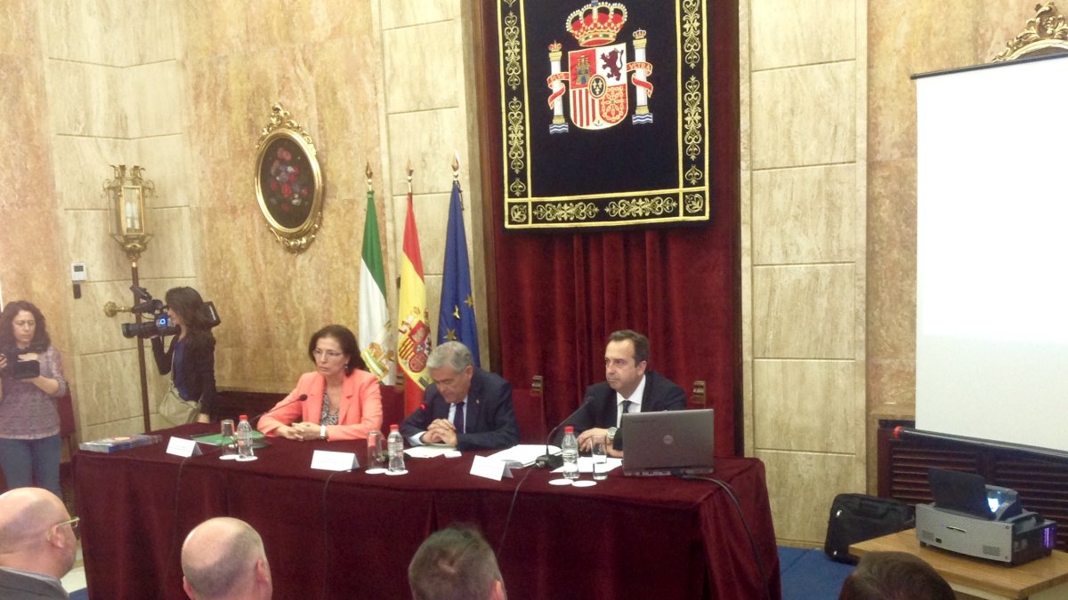 Comisión Provincial de Seguridad Vial celebrada en Almería.