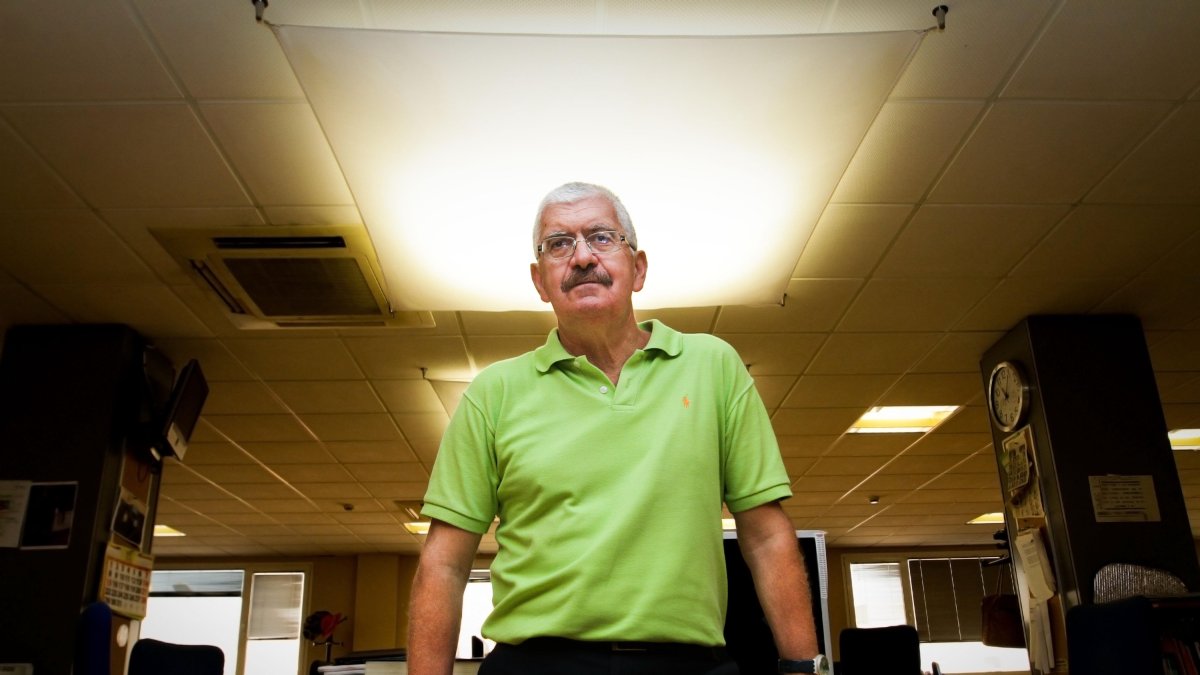 Hermelindo Castro en una visita a la redacción de LA VOZ.