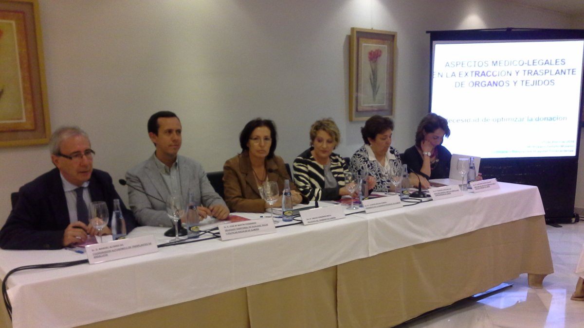 Manuel Alonso, José Mª Martín, Gracia Fernández, Francisca Antón, Lourdes Molina y Laura Márquez.