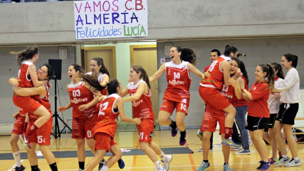 Fiesta de las almerienses.