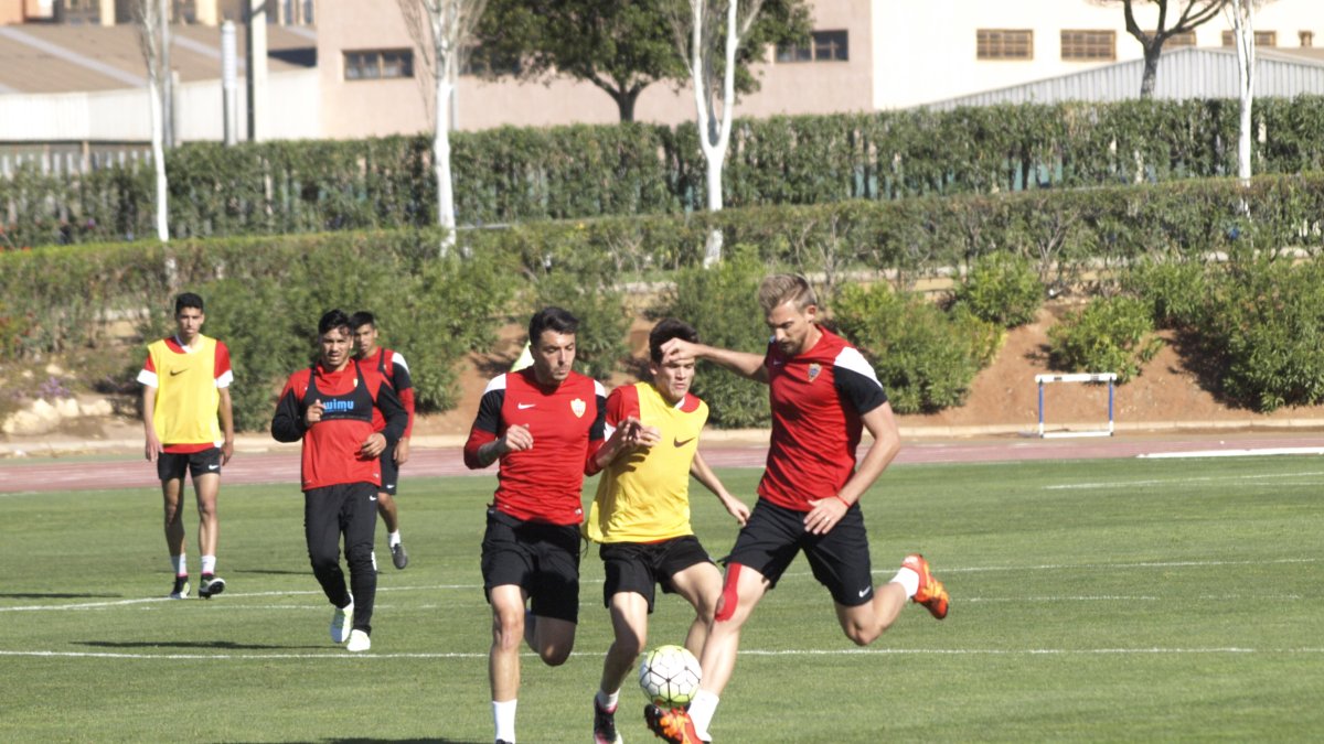 Primer equipo y Juvenil A volvieron a enfrentarse.