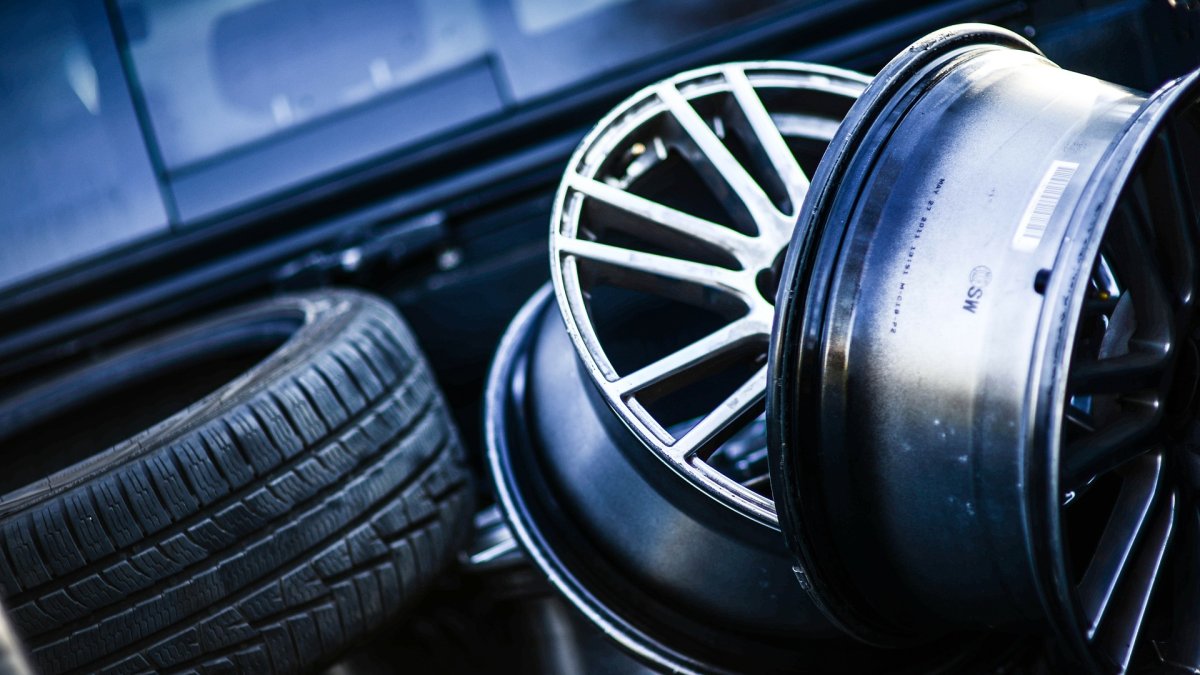 Neumáticos de coche.