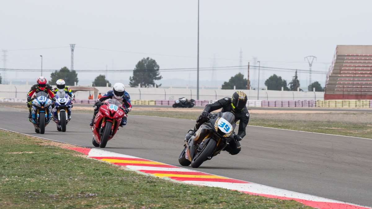 Borja encabezando el grupo