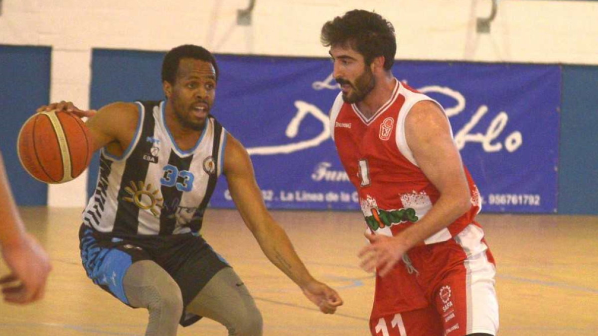 Los almerienses siguen su camino hacia el ascenso.