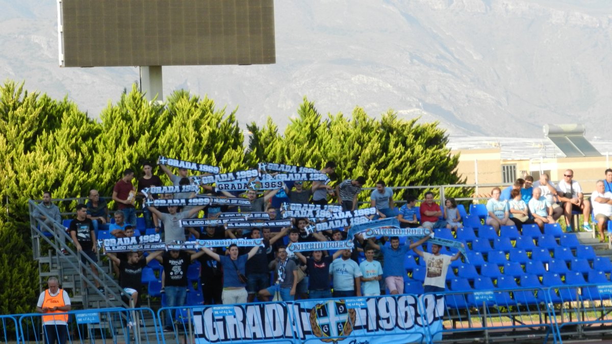 La grada de animación dejará de tener a sus ocupantes dando aliento al equipo.