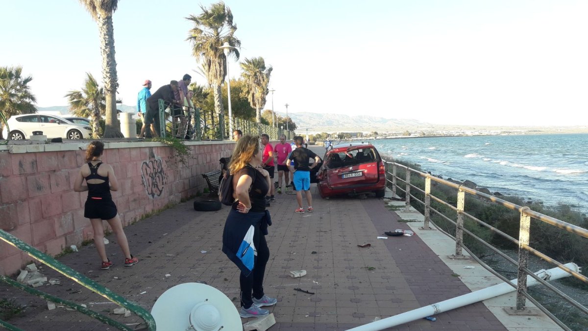 Imagen del accidente que acaba de suceder.