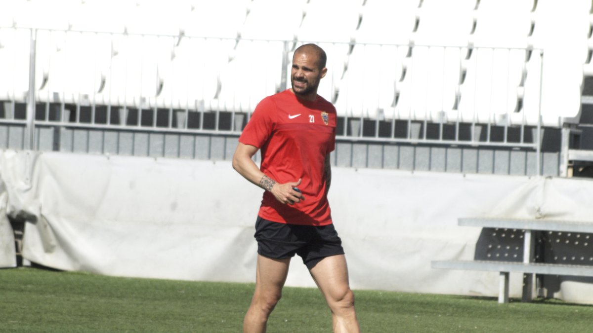 Nano está pendiente del último entrenamiento.