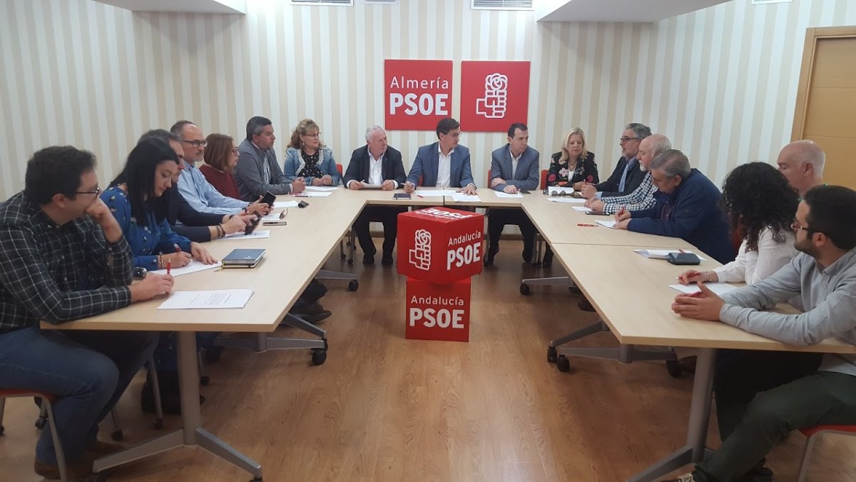 Reunión PSOE-Mesa del Tren.