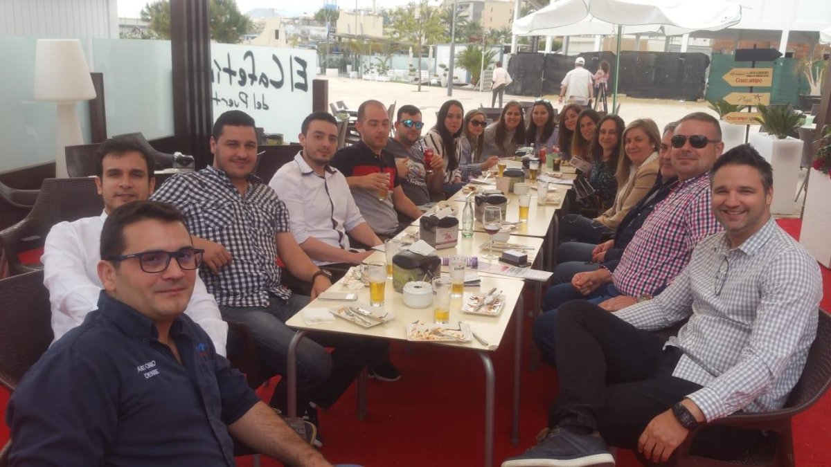 Miles de personas están visitando los bares de Garrucha durante estos días.