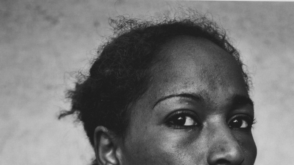 ‘Joven saharaui’. Una de las entrevistadas en el libro.