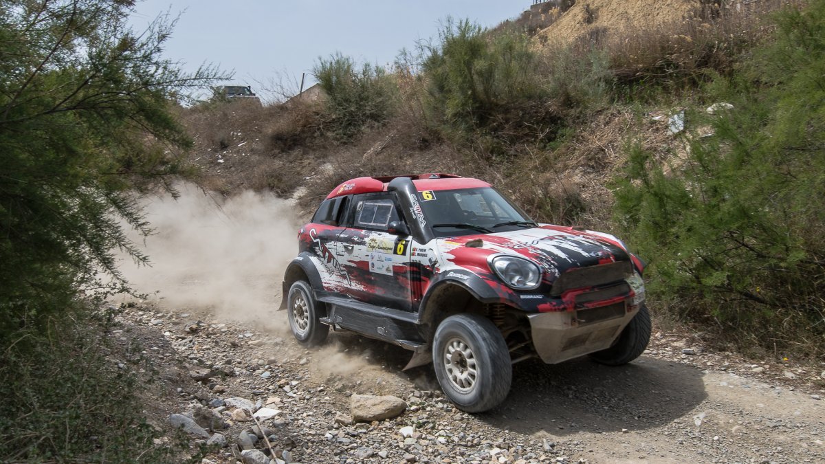 Los vencedores Ricardo Valera y Luis H. Vieira