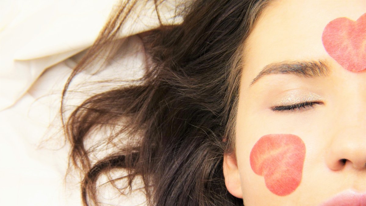 Los parabenos o parabenes son unos conservantes ampliamente utilizados en cosméticos.