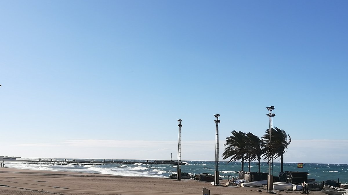 Playa de El Palmeral en la capital almeriense