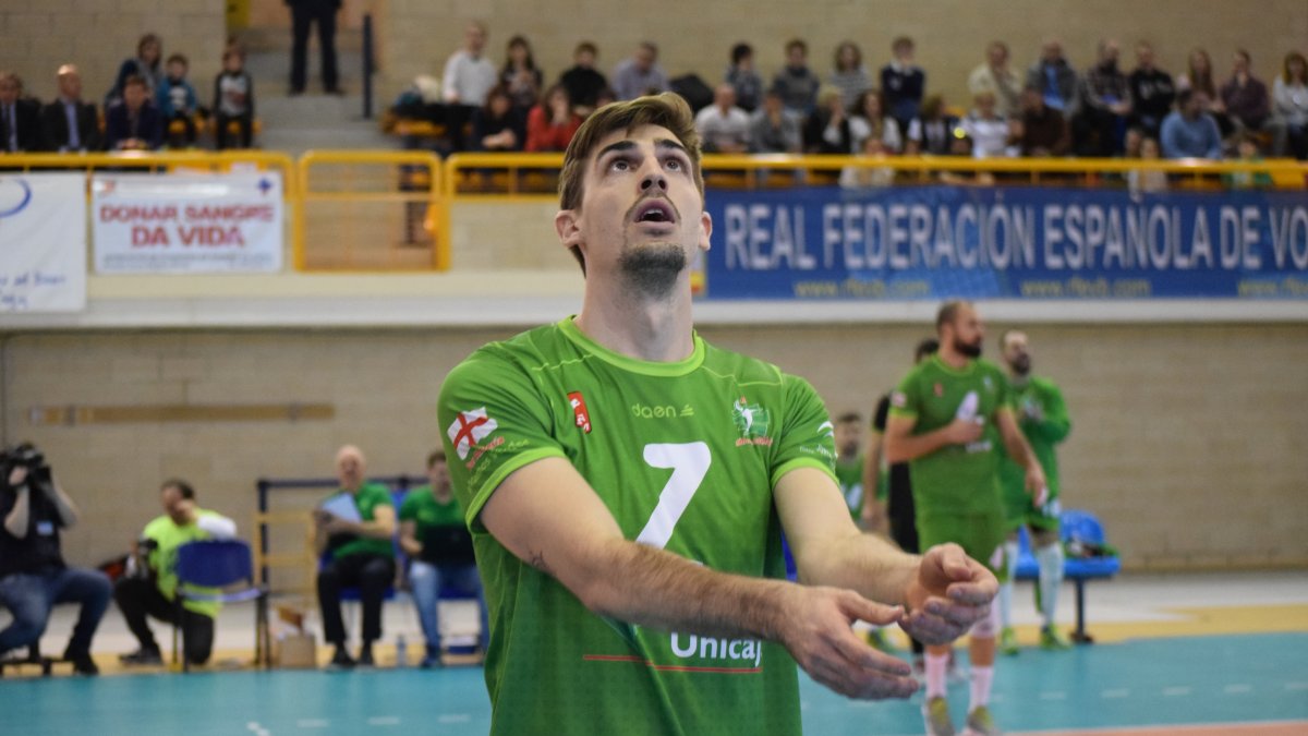 Jorge Almansa.