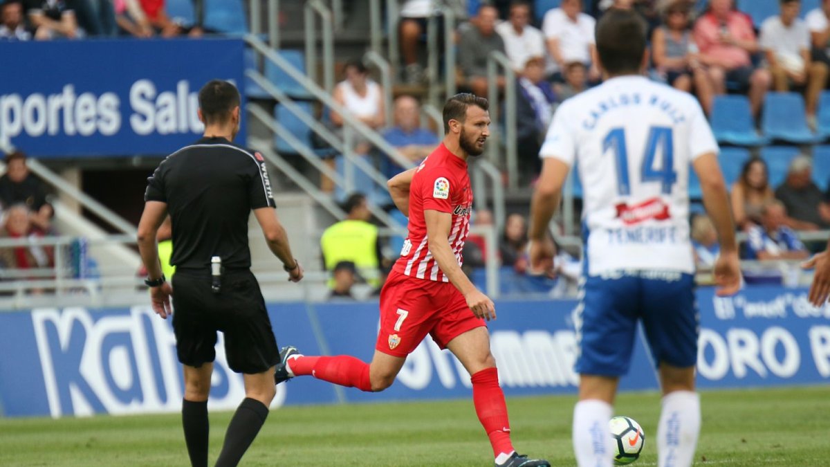 Motta en el Tenerife-Almería.