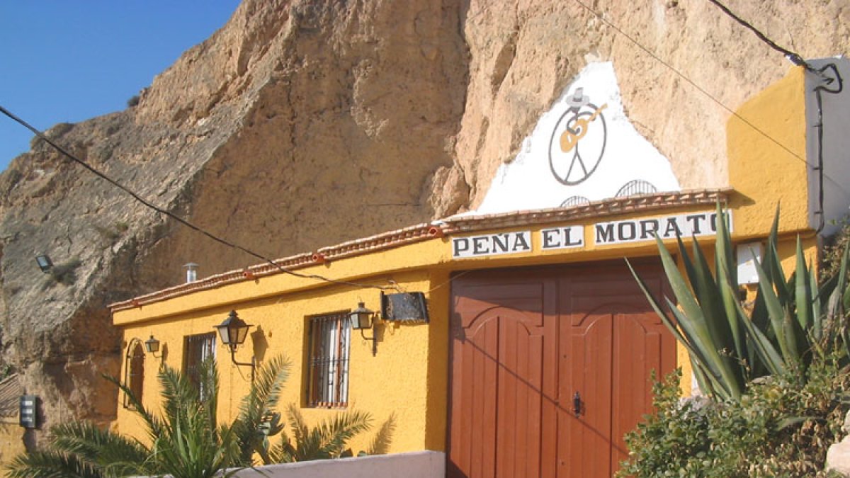 La Peña El Morato acogerá una variada programación este mes de mayo.